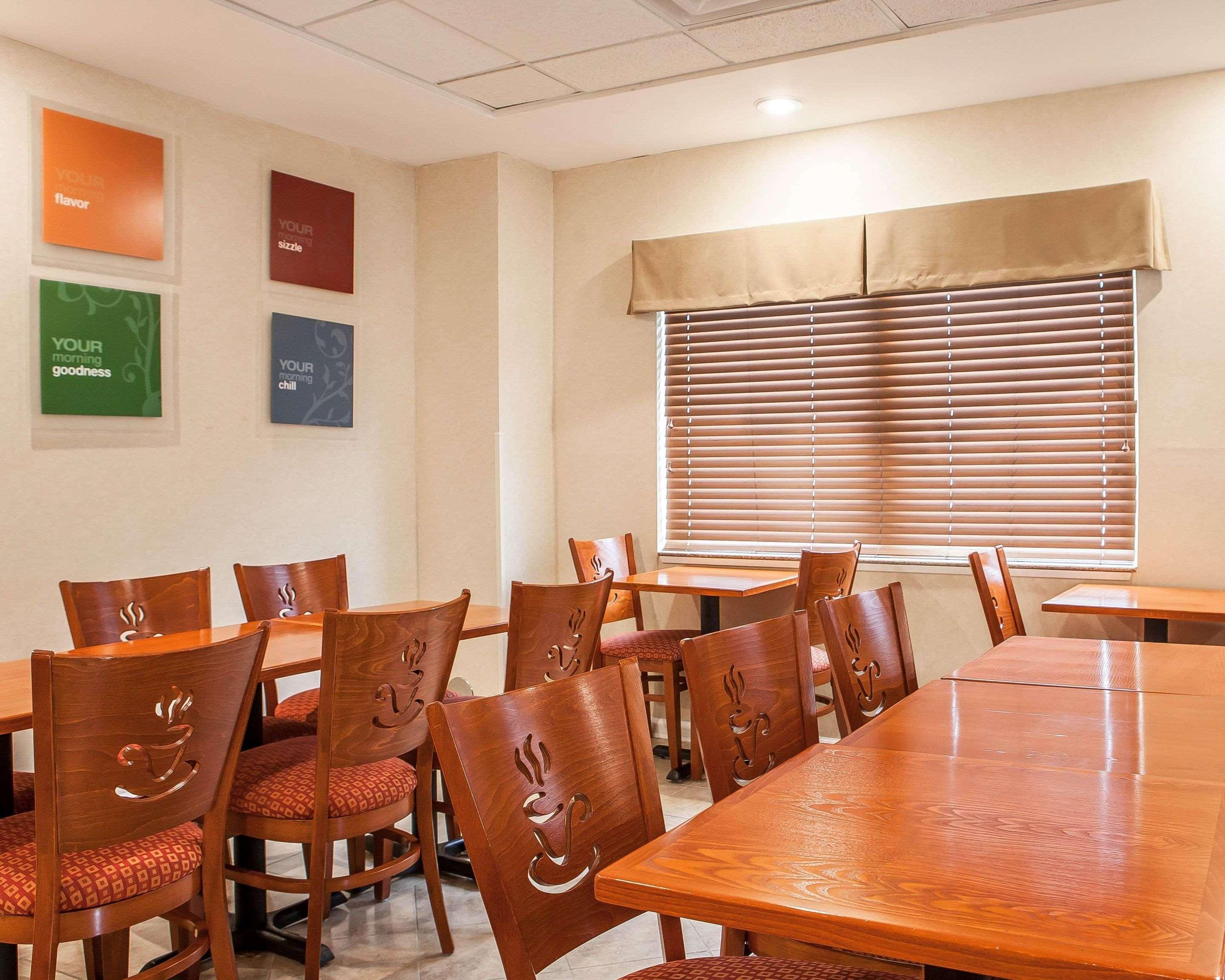 Avon Hotel - Toms River Bagian luar foto